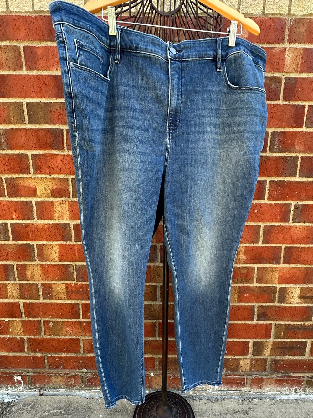 Athleta Sculptek Mid Blue Wash Skinny Jeans High Rise Minimalist Ankle Denim